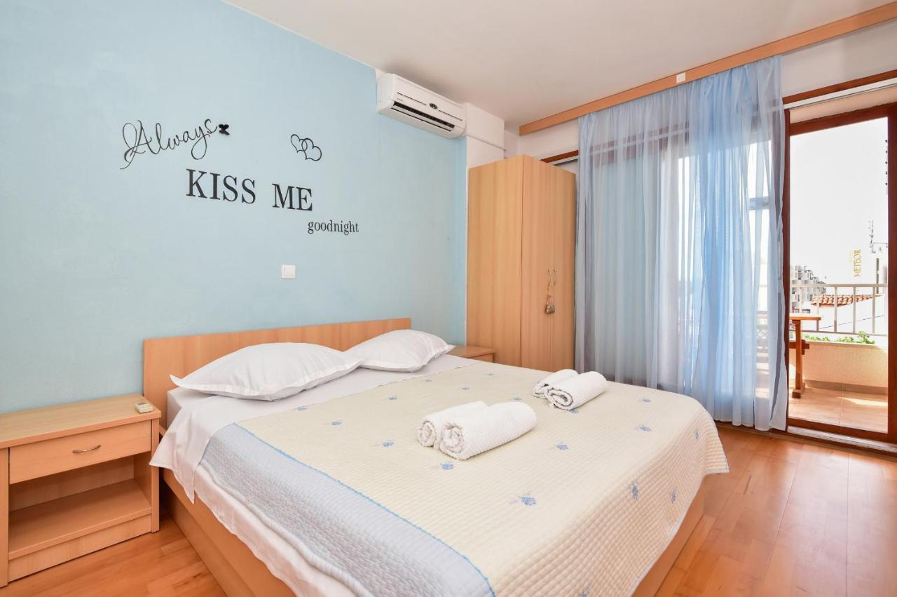 Apartmani Mate Makarska Exterior foto